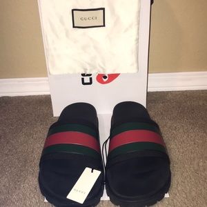 Gucci slides size 10 fits 9.5